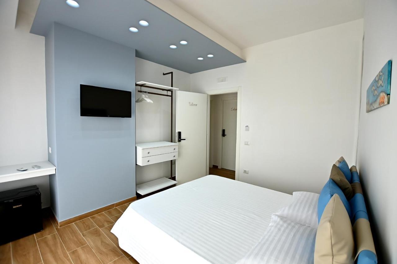 Kore Suites&Apartments Locri Buitenkant foto