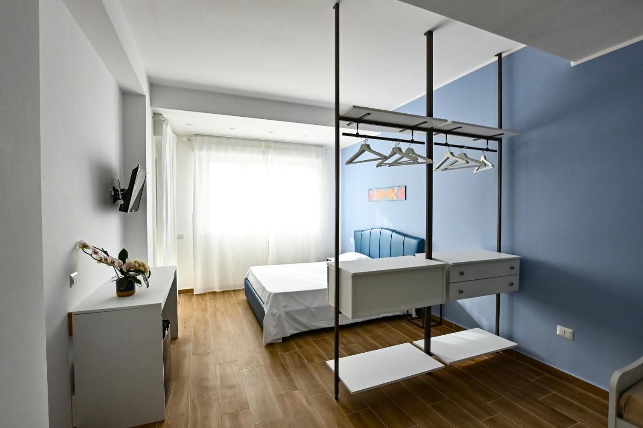 Kore Suites&Apartments Locri Buitenkant foto