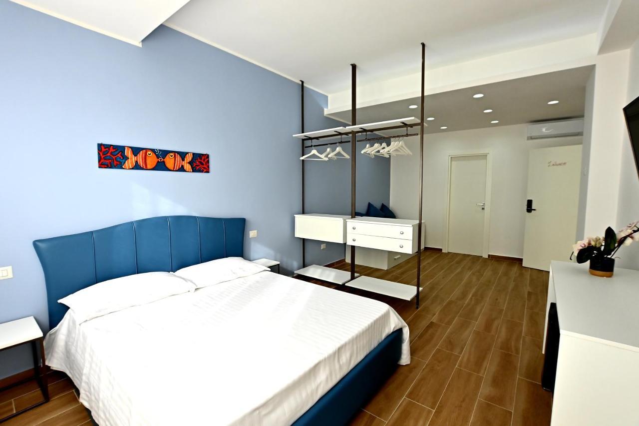 Kore Suites&Apartments Locri Buitenkant foto