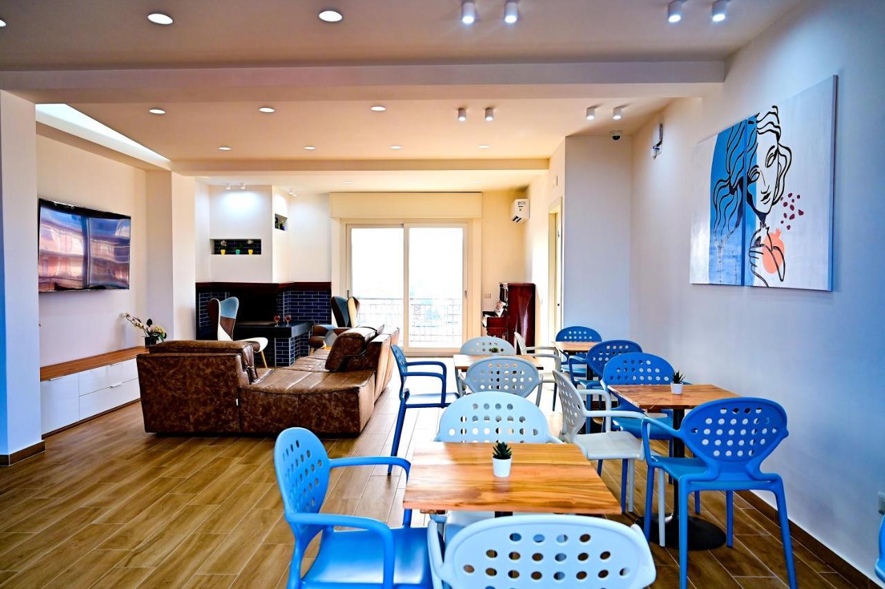 Kore Suites&Apartments Locri Buitenkant foto