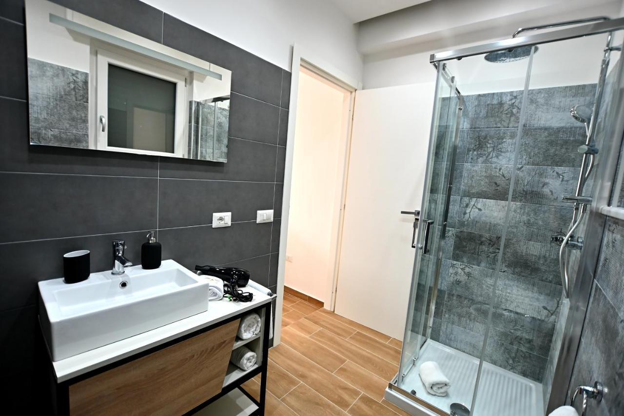 Kore Suites&Apartments Locri Buitenkant foto