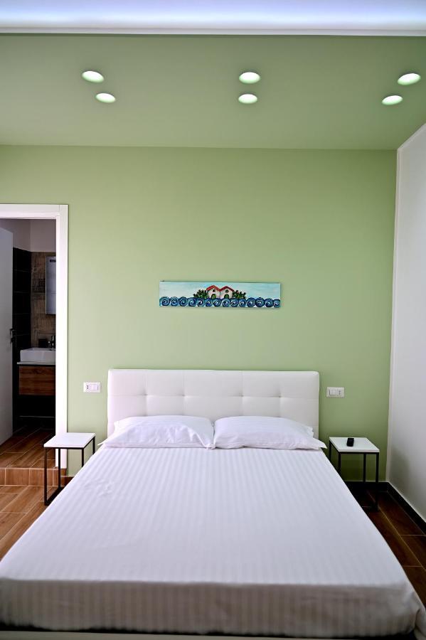 Kore Suites&Apartments Locri Buitenkant foto